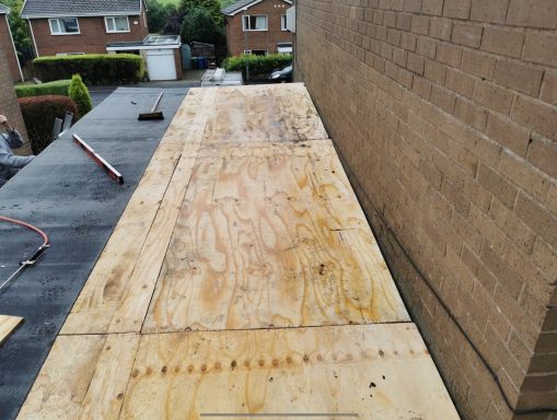 Garage felt Roof Refurbishment Garage Roof re-furbishment Newchurch